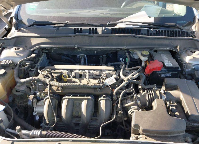 Photo 10 of 2015 Ford Fusion SE (VIN 3FA6P0H7XFR186085)