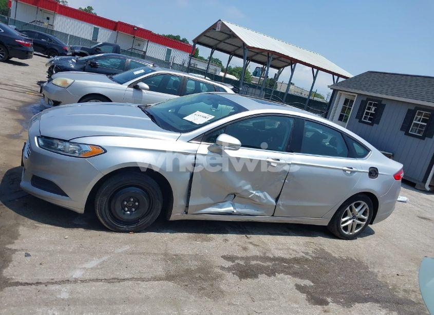 Photo 14 of 2015 Ford Fusion SE (VIN 3FA6P0H7XFR190394)