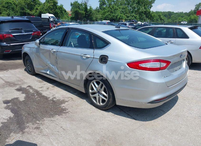 Photo 3 of 2015 Ford Fusion SE (VIN 3FA6P0H7XFR190394)