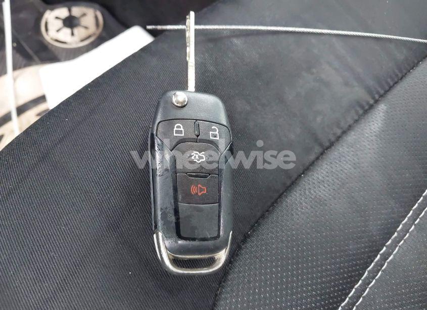 Photo 11 of 2015 Ford Fusion SE (VIN 3FA6P0H7XFR193537)