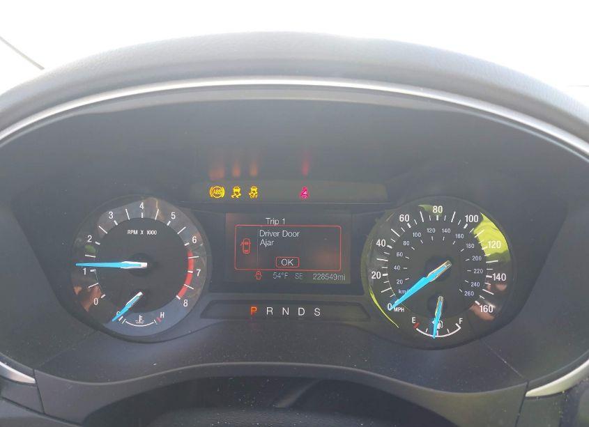 Photo 7 of 2015 Ford Fusion SE (VIN 3FA6P0H7XFR203547)