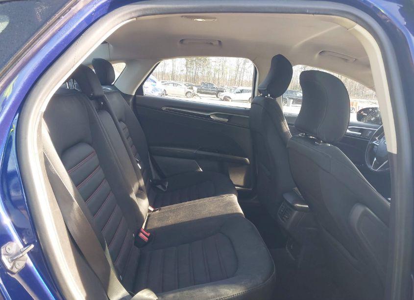 Photo 8 of 2015 Ford Fusion SE (VIN 3FA6P0H7XFR203547)