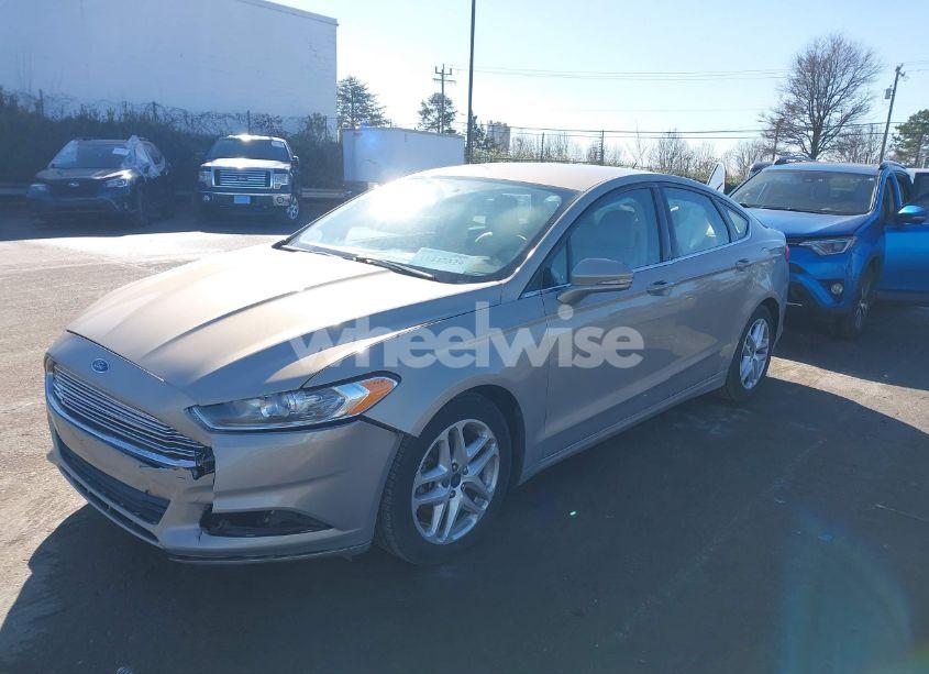 Photo 2 of 2015 Ford Fusion SE (VIN 3FA6P0H7XFR228786)