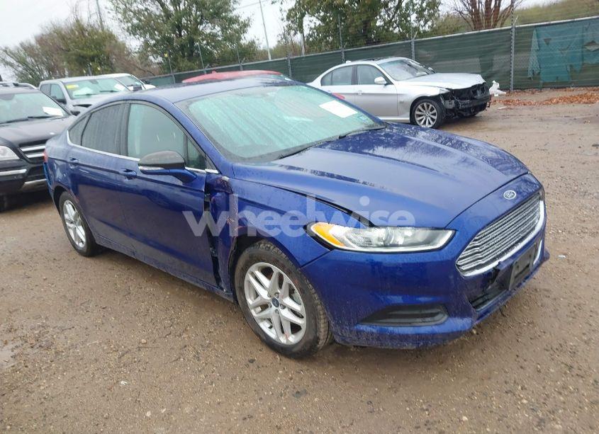 2015 Ford Fusion SE (VIN 3FA6P0H7XFR233910) main photo