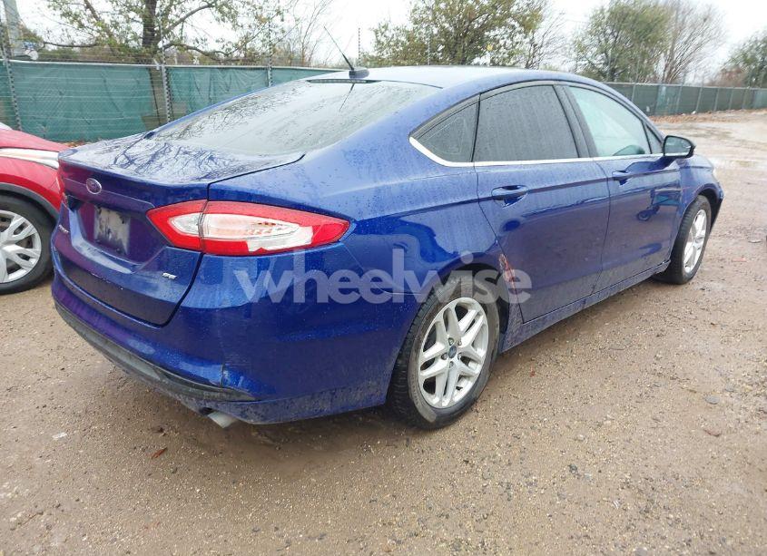 Photo 4 of 2015 Ford Fusion SE (VIN 3FA6P0H7XFR233910)