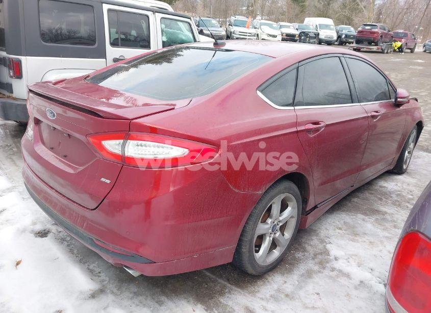 Photo 4 of 2015 Ford Fusion SE (VIN 3FA6P0H7XFR255079)