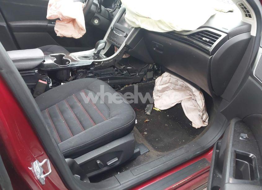 Photo 5 of 2015 Ford Fusion SE (VIN 3FA6P0H7XFR255079)