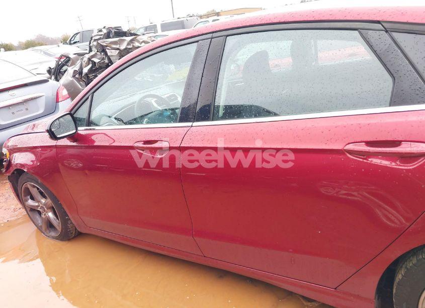 Photo 14 of 2015 Ford Fusion SE (VIN 3FA6P0H7XFR255843)