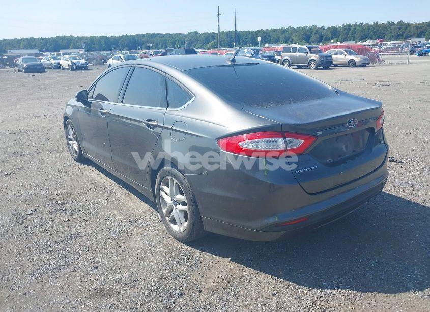 Photo 3 of 2015 Ford Fusion SE (VIN 3FA6P0H7XFR260962)
