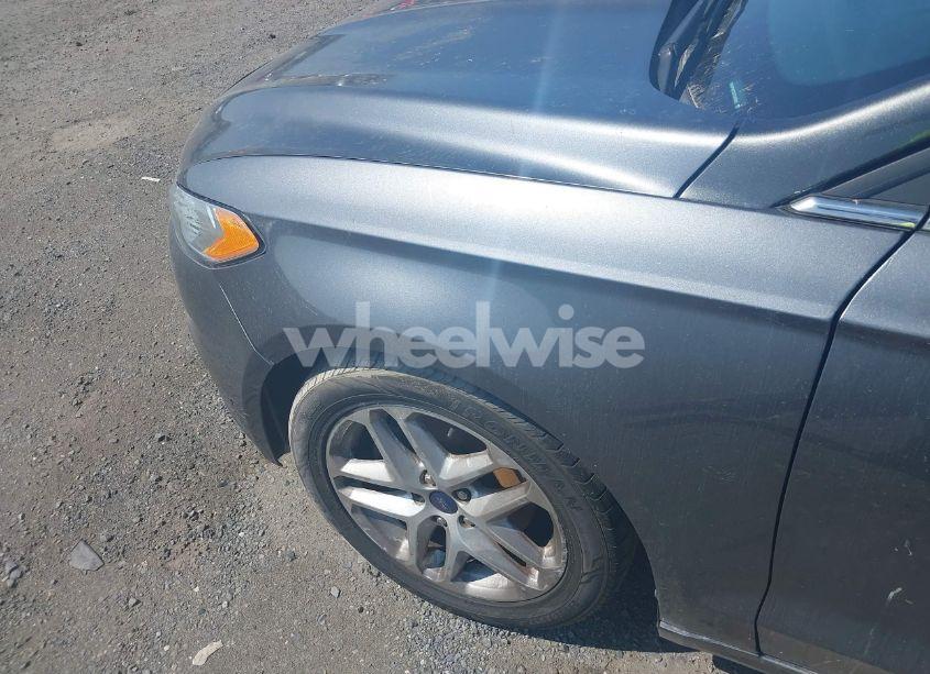 Photo 6 of 2015 Ford Fusion SE (VIN 3FA6P0H7XFR260962)