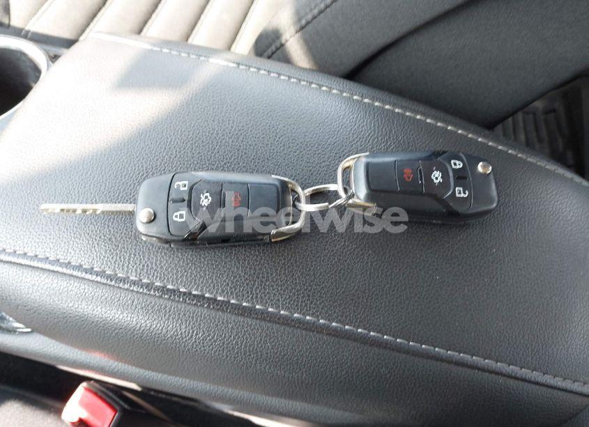 Photo 11 of 2015 Ford Fusion SE (VIN 3FA6P0H7XFR278166)