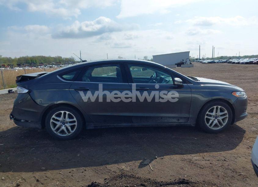 Photo 13 of 2015 Ford Fusion SE (VIN 3FA6P0H7XFR278166)