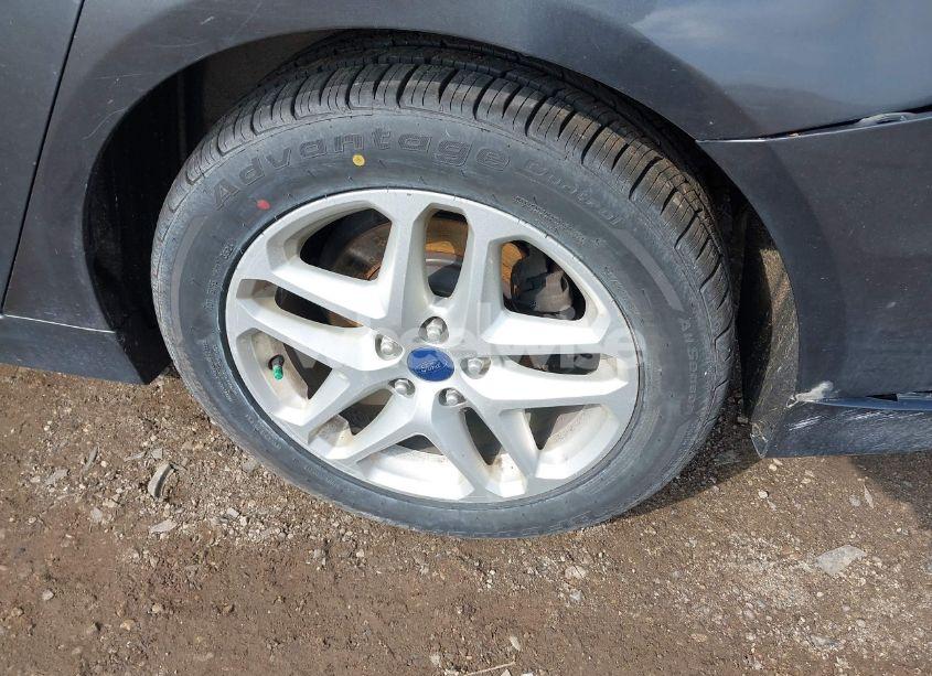 Photo 18 of 2015 Ford Fusion SE (VIN 3FA6P0H7XFR278166)