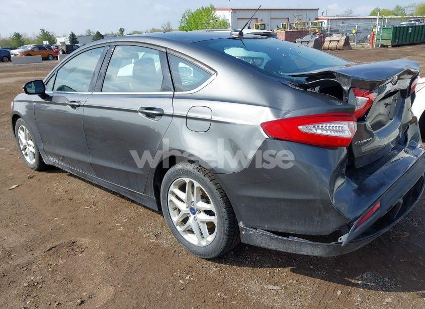 Photo 3 of 2015 Ford Fusion SE (VIN 3FA6P0H7XFR278166)