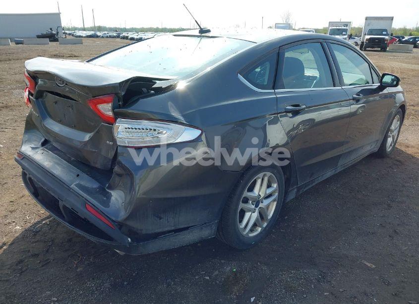 Photo 4 of 2015 Ford Fusion SE (VIN 3FA6P0H7XFR278166)