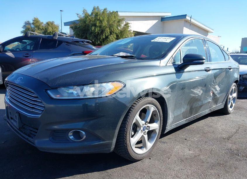 Photo 2 of 2015 Ford Fusion SE (VIN 3FA6P0H7XFR280578)