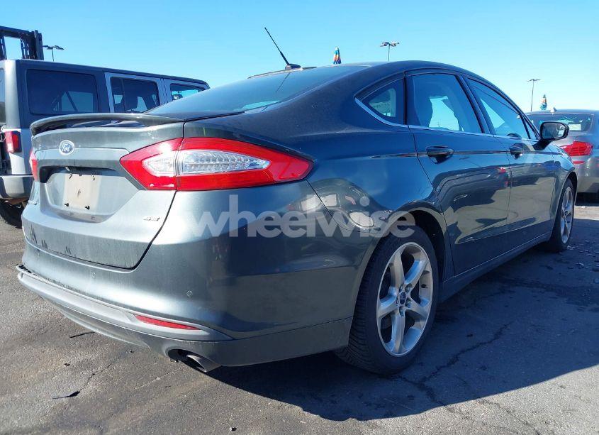Photo 4 of 2015 Ford Fusion SE (VIN 3FA6P0H7XFR280578)