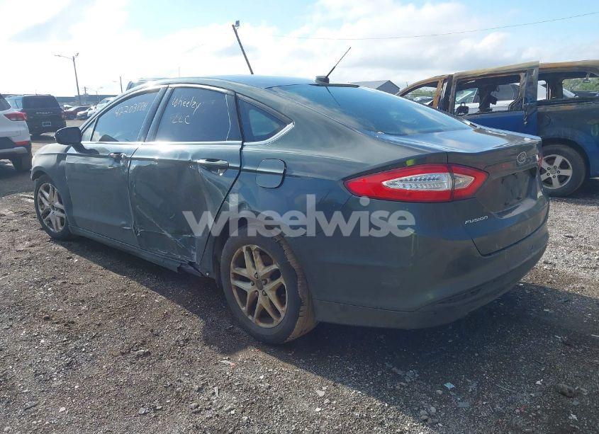 Photo 3 of 2015 Ford Fusion SE (VIN 3FA6P0H7XFR303387)