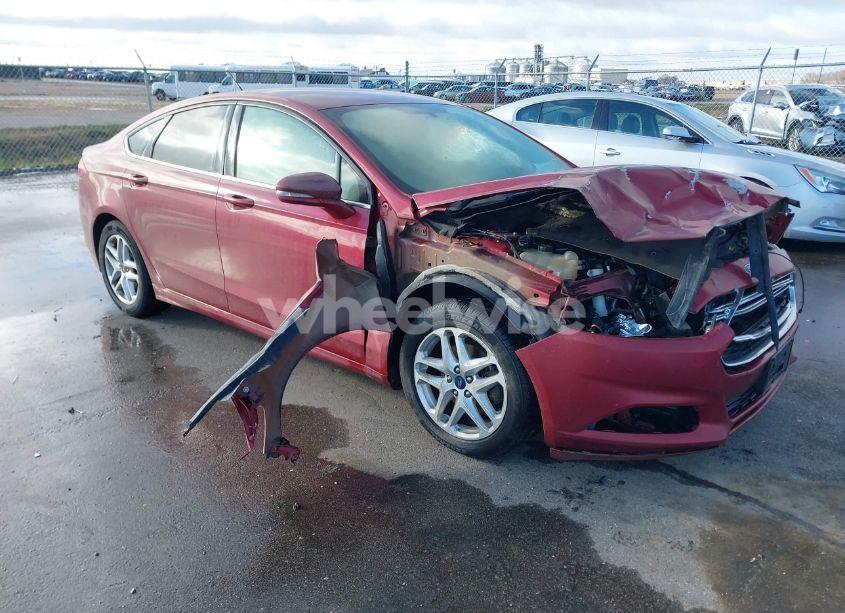 2015 Ford Fusion SE (VIN 3FA6P0H7XFR303437) main photo