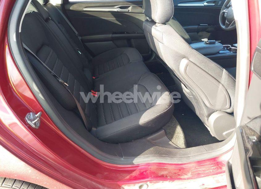 Photo 8 of 2015 Ford Fusion SE (VIN 3FA6P0H7XFR303437)