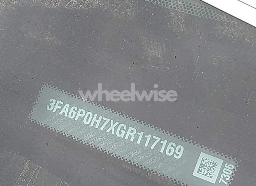 Photo 9 of 2016 Ford Fusion SE (VIN 3FA6P0H7XGR117169)