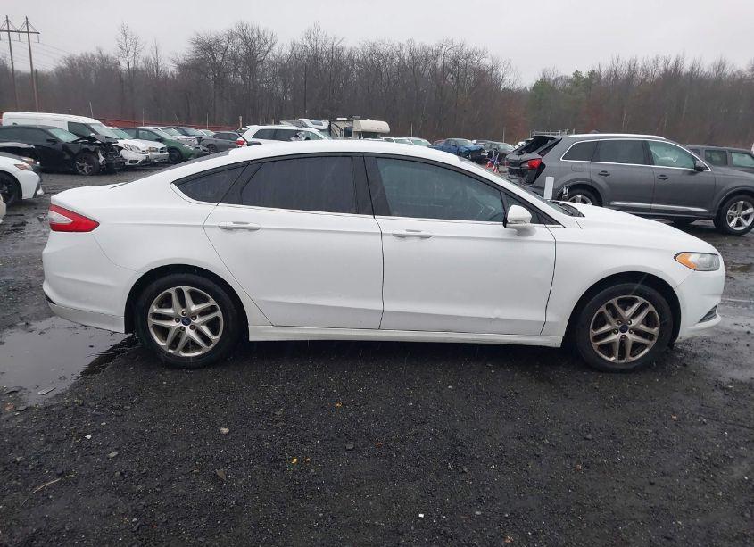 Photo 13 of 2016 Ford Fusion SE (VIN 3FA6P0H7XGR118080)