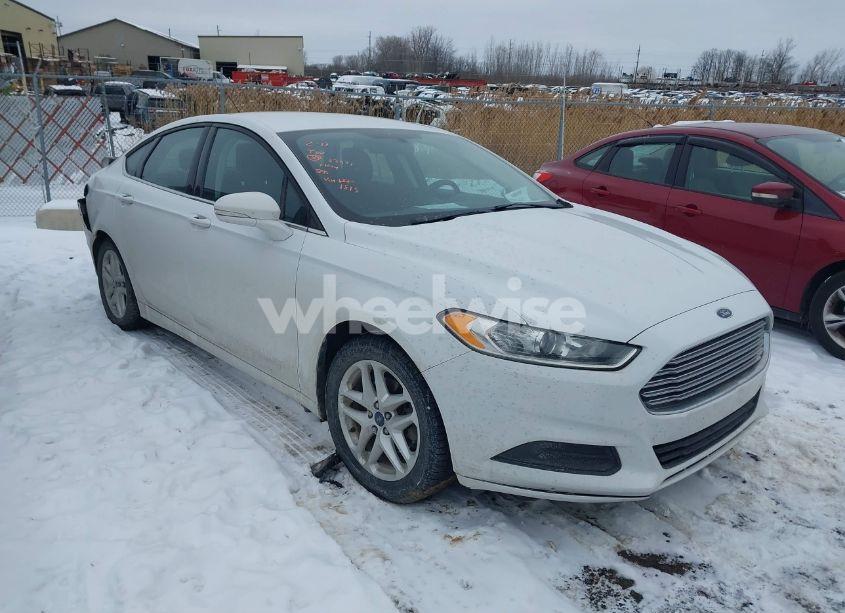 2016 Ford Fusion SE (VIN 3FA6P0H7XGR171815) main photo