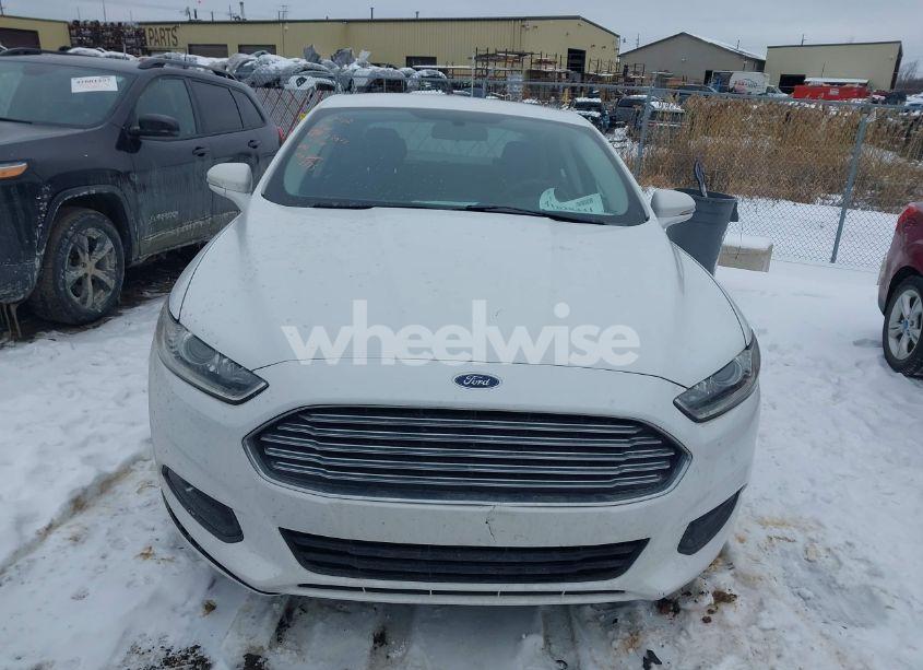Photo 12 of 2016 Ford Fusion SE (VIN 3FA6P0H7XGR171815)