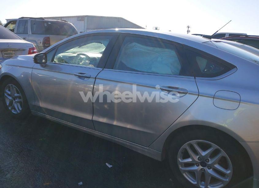 Photo 14 of 2016 Ford Fusion SE (VIN 3FA6P0H7XGR176870)