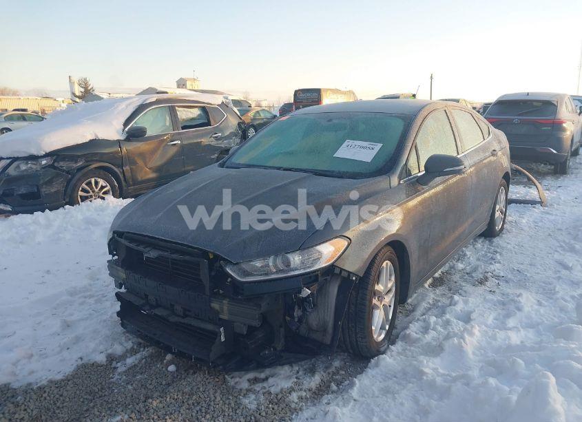 Photo 2 of 2016 Ford Fusion SE (VIN 3FA6P0H7XGR177291)