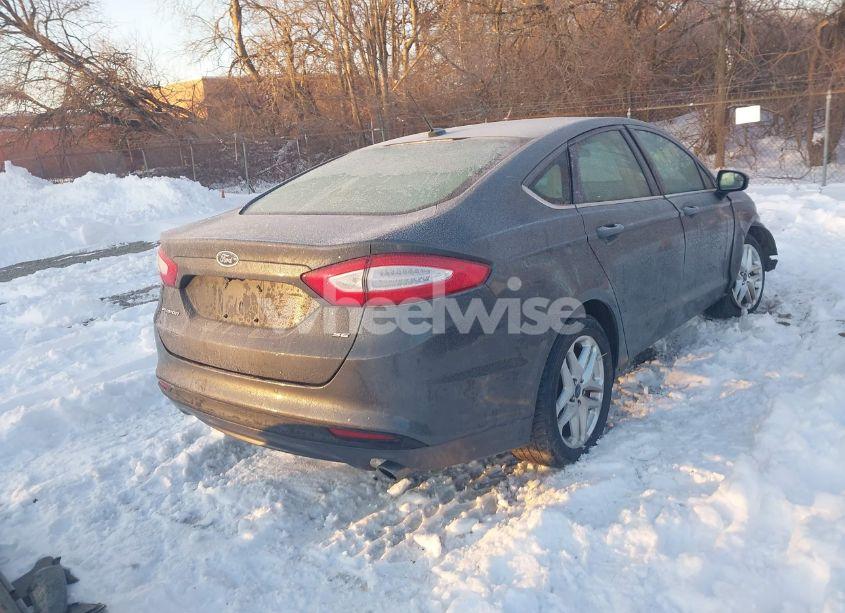 Photo 4 of 2016 Ford Fusion SE (VIN 3FA6P0H7XGR177291)