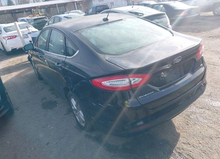 Photo 3 of 2016 Ford Fusion SE (VIN 3FA6P0H7XGR203565)