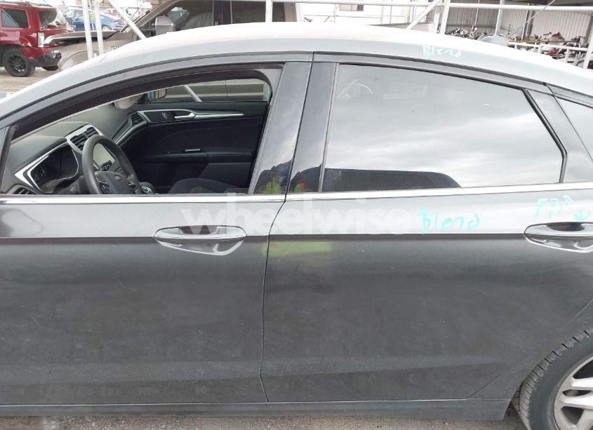 Photo 14 of 2016 Ford Fusion SE (VIN 3FA6P0H7XGR218924)