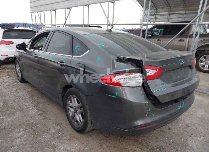 Photo 3 of 2016 Ford Fusion SE (VIN 3FA6P0H7XGR218924)