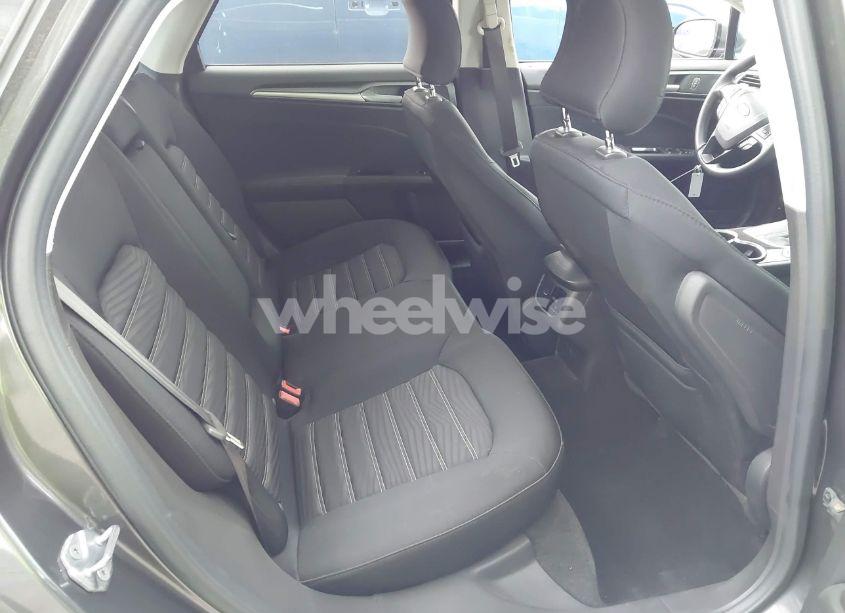 Photo 8 of 2016 Ford Fusion SE (VIN 3FA6P0H7XGR218924)