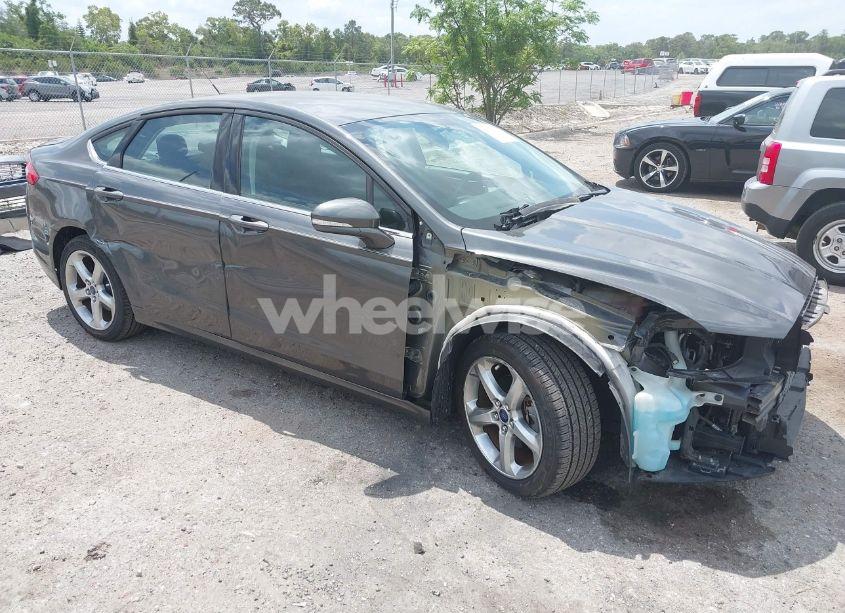 2016 Ford Fusion SE (VIN 3FA6P0H7XGR237912) main photo