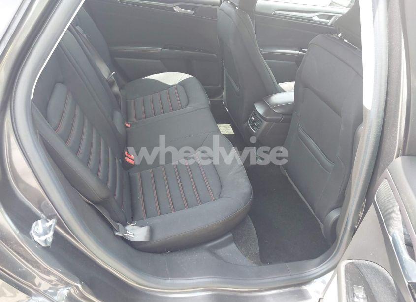 Photo 8 of 2016 Ford Fusion SE (VIN 3FA6P0H7XGR237912)