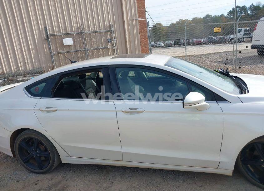 Photo 13 of 2016 Ford Fusion SE (VIN 3FA6P0H7XGR242608)