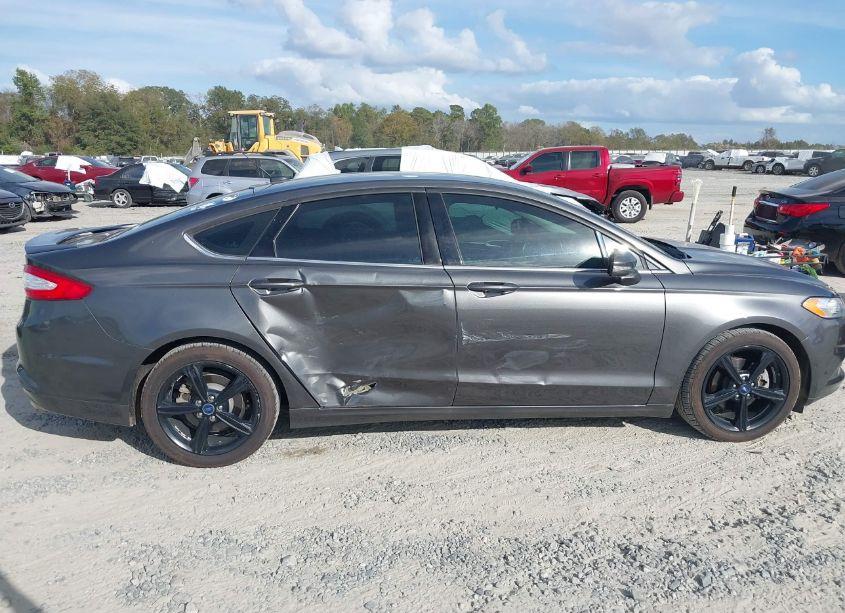 Photo 6 of 2016 Ford Fusion SE (VIN 3FA6P0H7XGR243404)