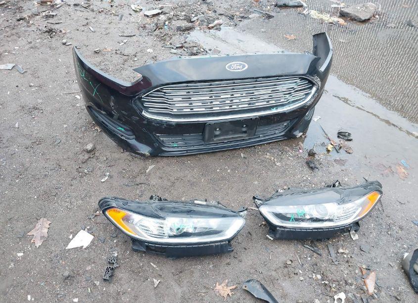 Photo 12 of 2016 Ford Fusion SE (VIN 3FA6P0H7XGR252622)