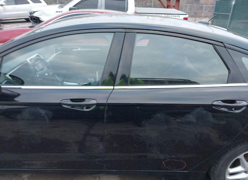 Photo 15 of 2016 Ford Fusion SE (VIN 3FA6P0H7XGR252622)