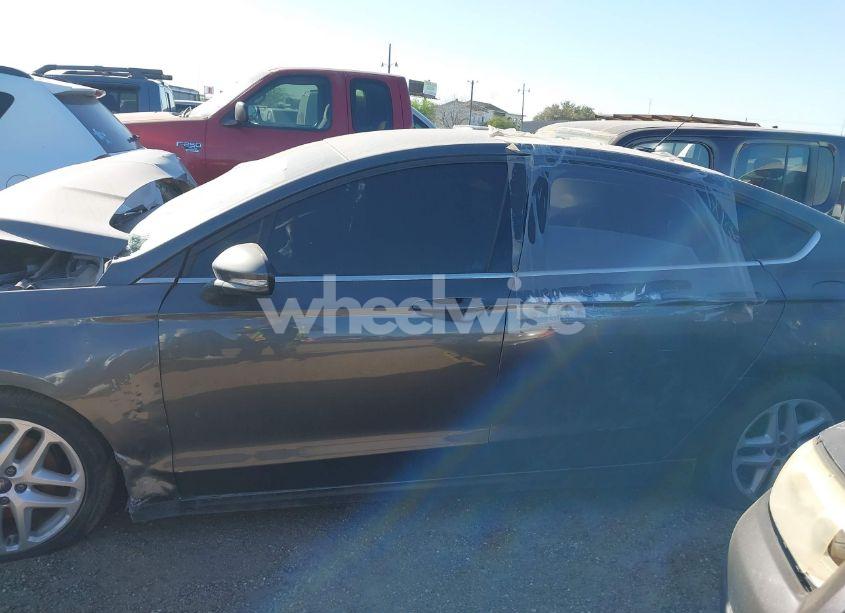 Photo 14 of 2016 Ford Fusion SE (VIN 3FA6P0H7XGR261353)