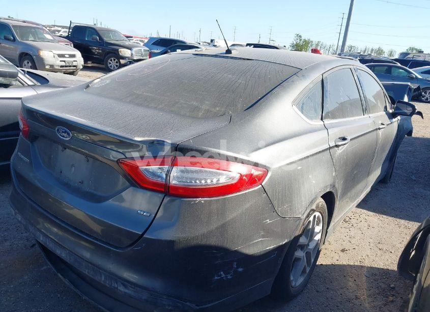 Photo 4 of 2016 Ford Fusion SE (VIN 3FA6P0H7XGR261353)