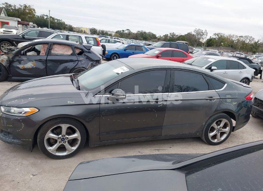 Photo 13 of 2016 Ford Fusion SE (VIN 3FA6P0H7XGR297866)