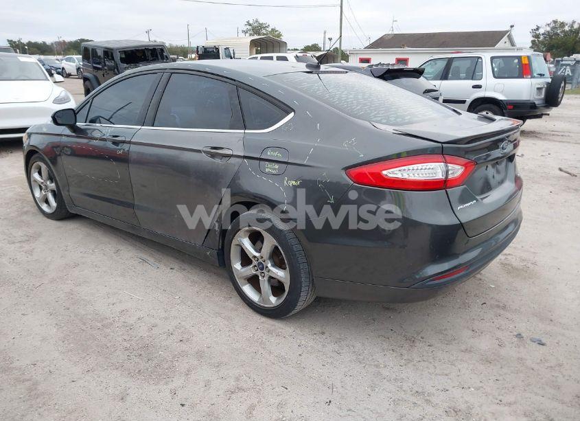 Photo 3 of 2016 Ford Fusion SE (VIN 3FA6P0H7XGR297866)