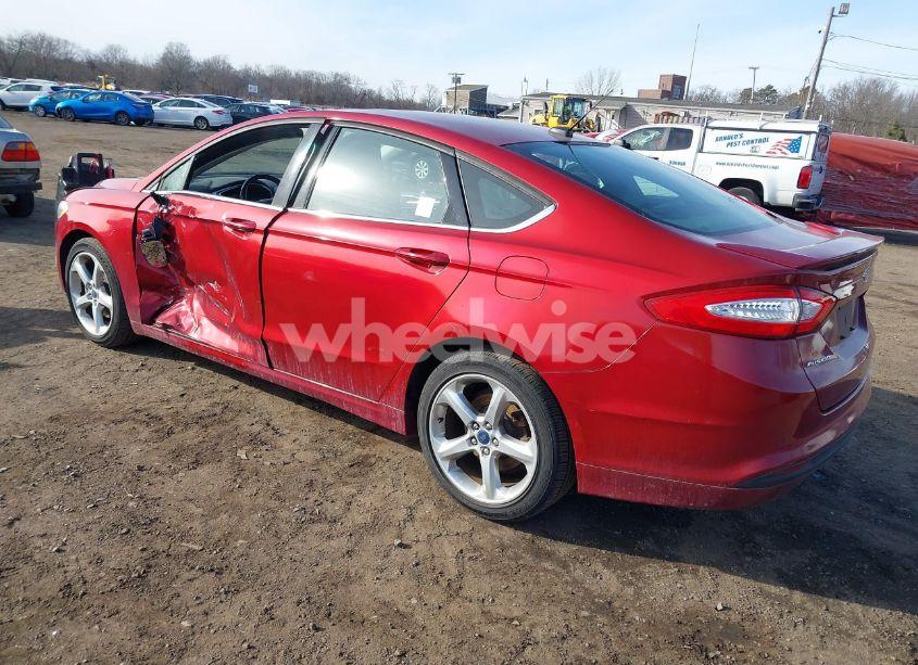 Photo 3 of 2016 Ford Fusion SE (VIN 3FA6P0H7XGR310213)
