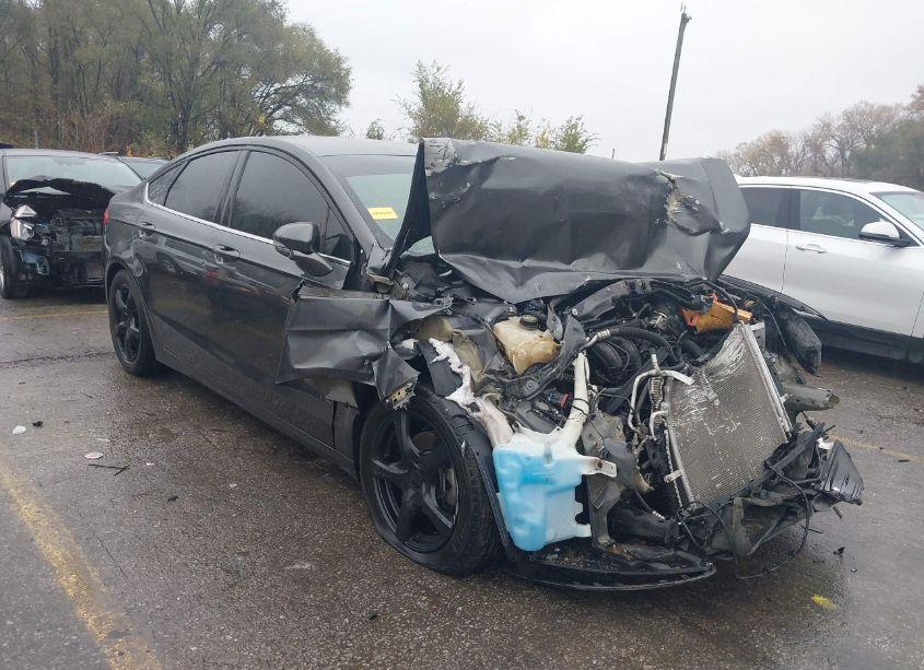 2016 Ford Fusion SE (VIN 3FA6P0H7XGR327867) main photo