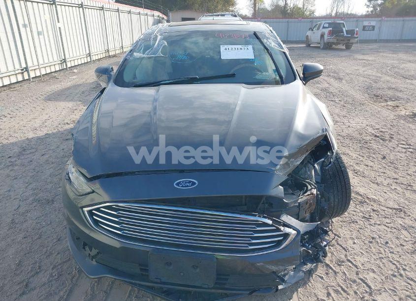 Photo 12 of 2017 Ford Fusion SE (VIN 3FA6P0H7XHR142008)