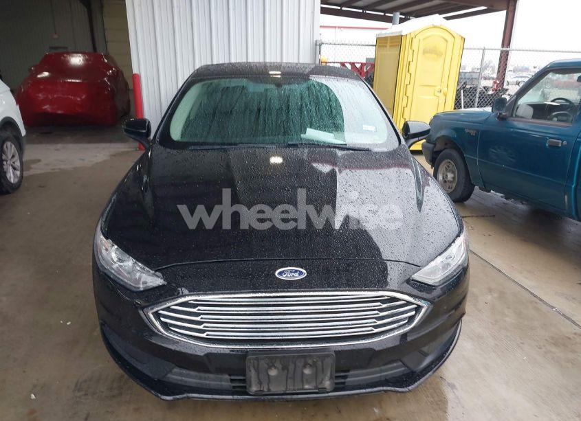 Photo 12 of 2017 Ford Fusion SE (VIN 3FA6P0H7XHR171590)