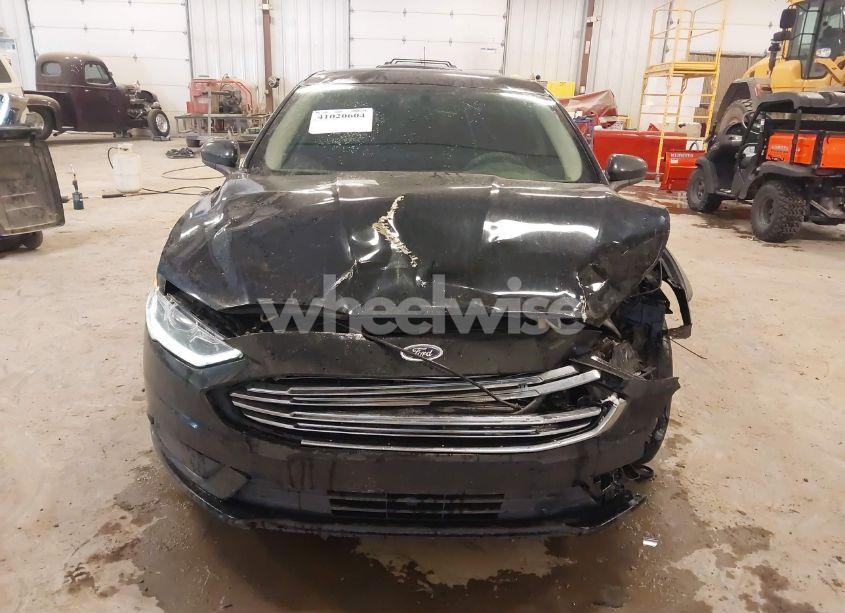 Photo 12 of 2017 Ford Fusion SE (VIN 3FA6P0H7XHR171654)